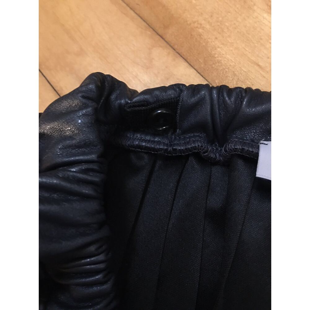 Christina Rohde Navy Faux Leather Pleated Skirt - Picture 3 of 5